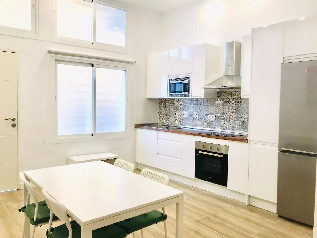 Munilla & Beach By Ele Apartments Malaga
